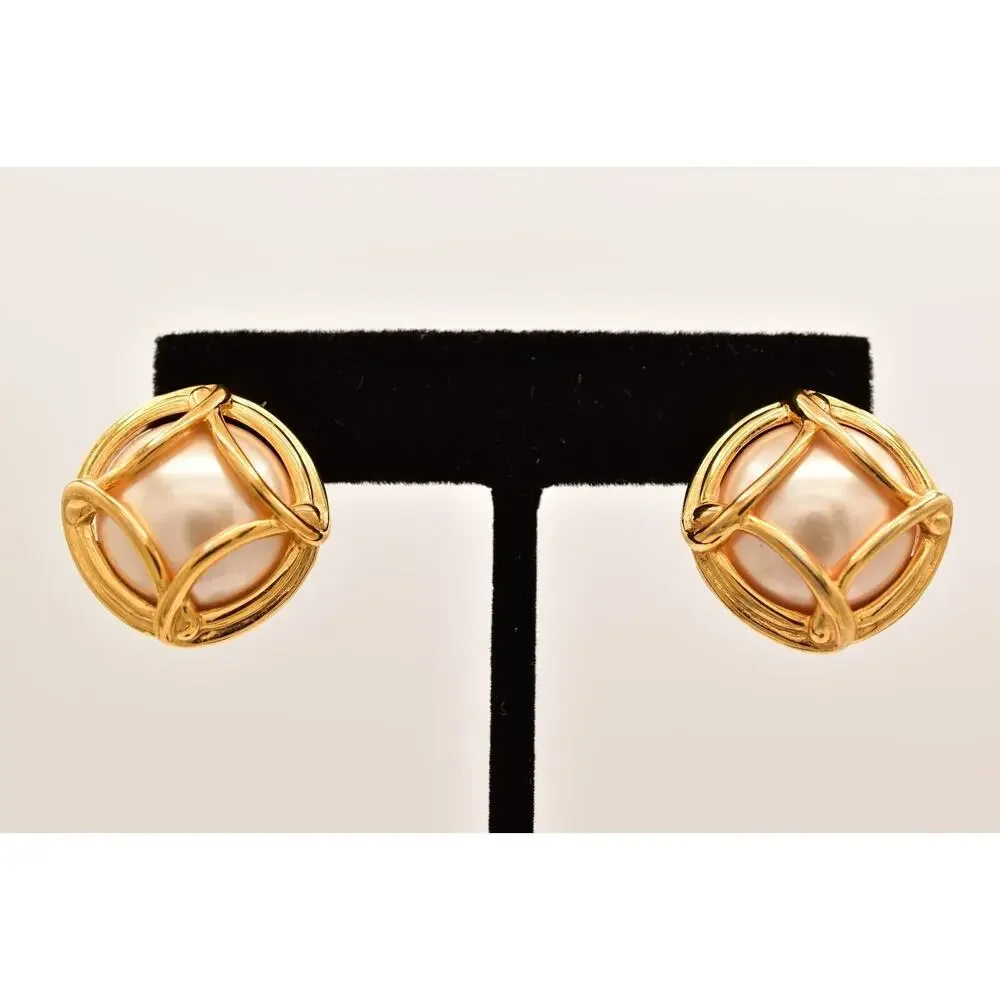 Joan Rivers Vintage Pearl Clip Earrings White Gold Tone Round Signed 1980s BinBF